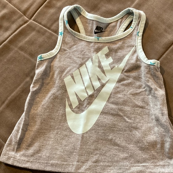 Nike 2T tank top. EUC - Picture 1 of 3